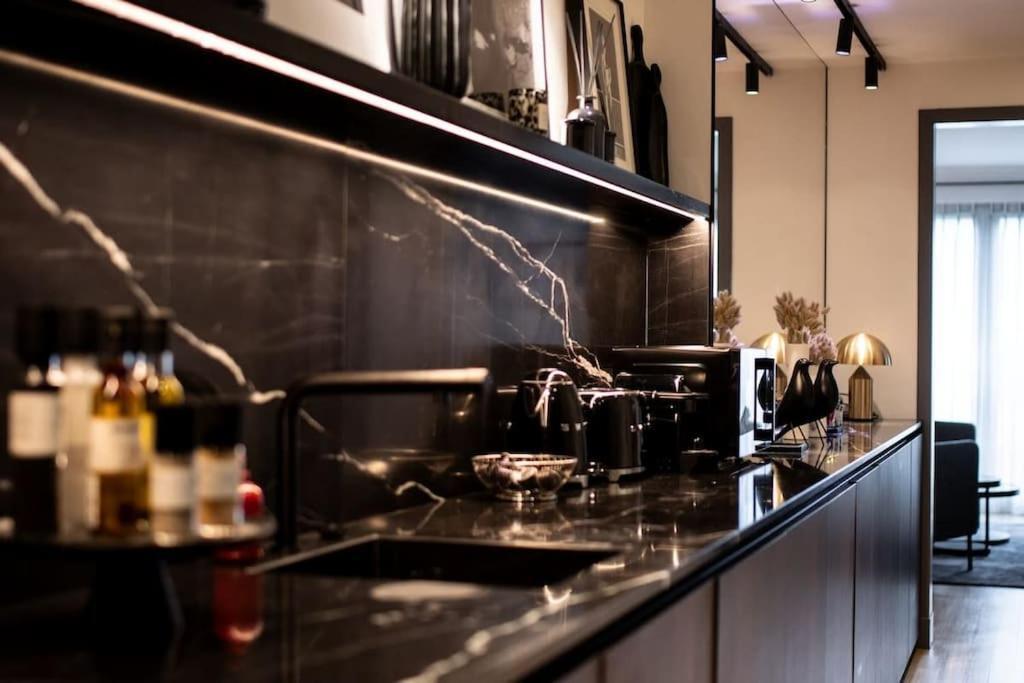 Appartamento De Luxe Avenue Montaigne *