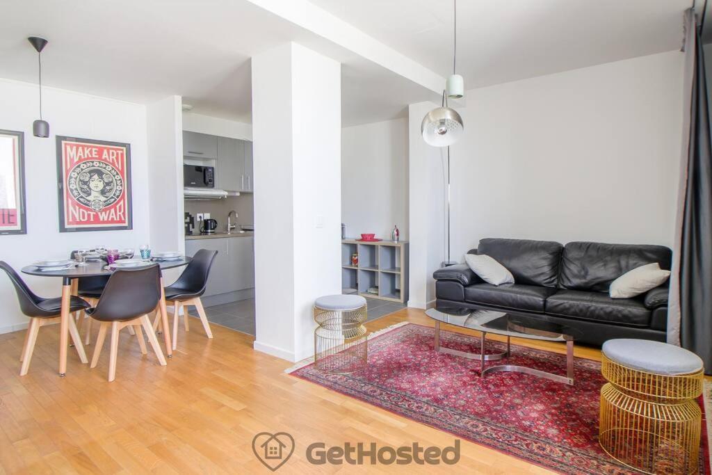 Panoramic View Of - Charming Flat - Gethosted Appartamento