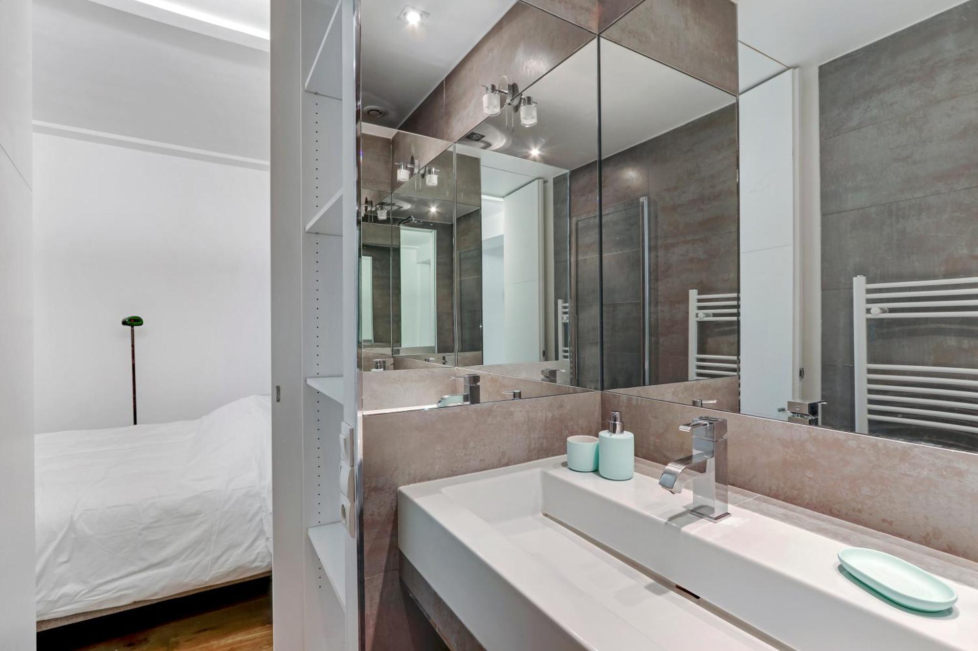 Apartment Pick A Flat's In Saint Germain - Rue De Buci Paris