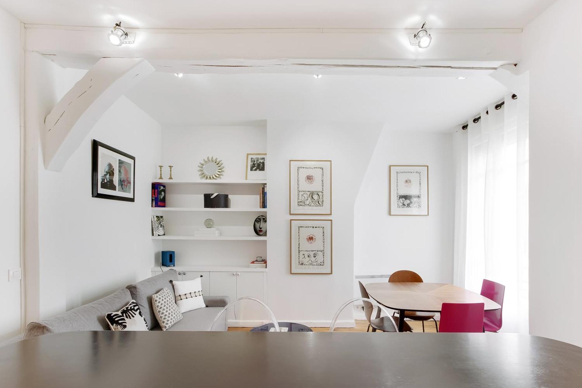 Pick A Flat's In Saint Germain - Rue De Buci