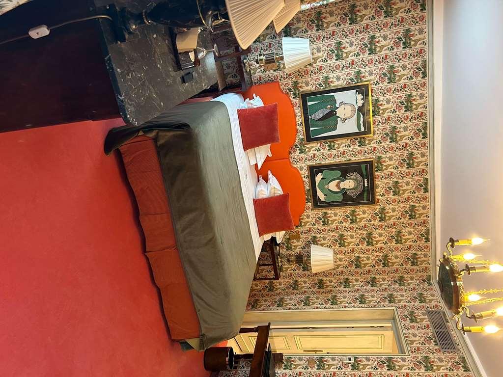 Duc De St-simon Hotel 4*