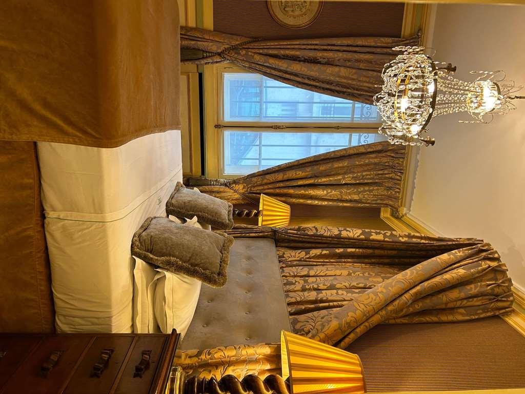 Duc De St-simon 4*