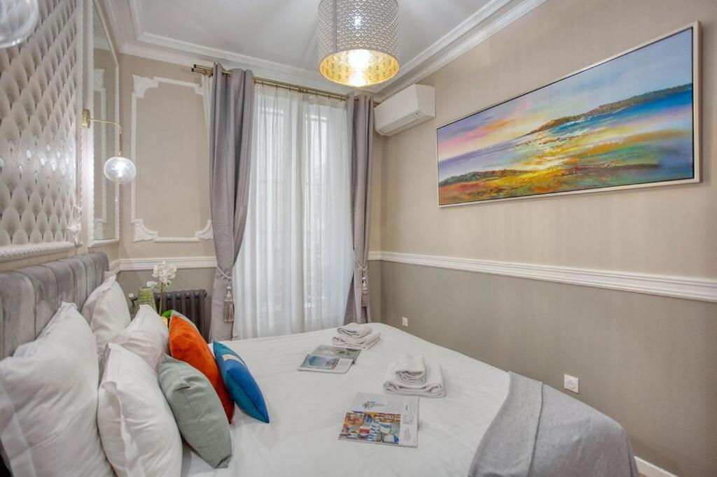 160m² 6ch-haussmannien Climatise & Ascens *
