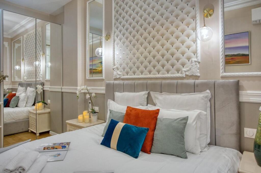 160m² 6ch-haussmannien Climatise & Ascens * Parigi