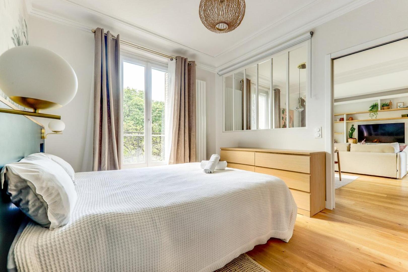 La Caribeenne - Charmant & Lumineux -pere Lachaise Apartment