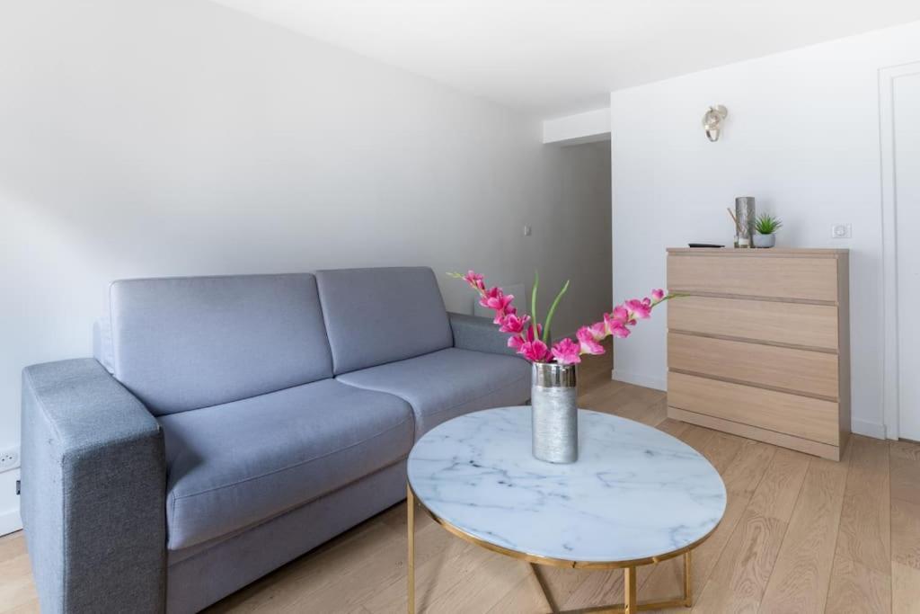 Grands Boulevards 42 Cosy 1 Br-4p Apartment