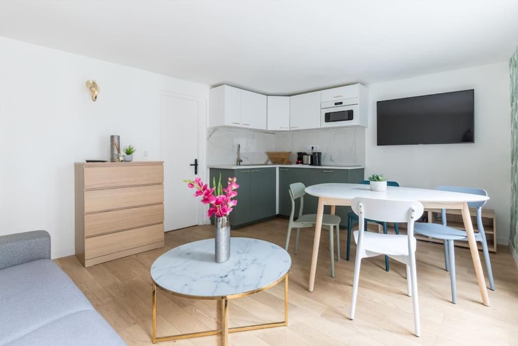 Grands Boulevards 42 Cosy 1 Br-4p