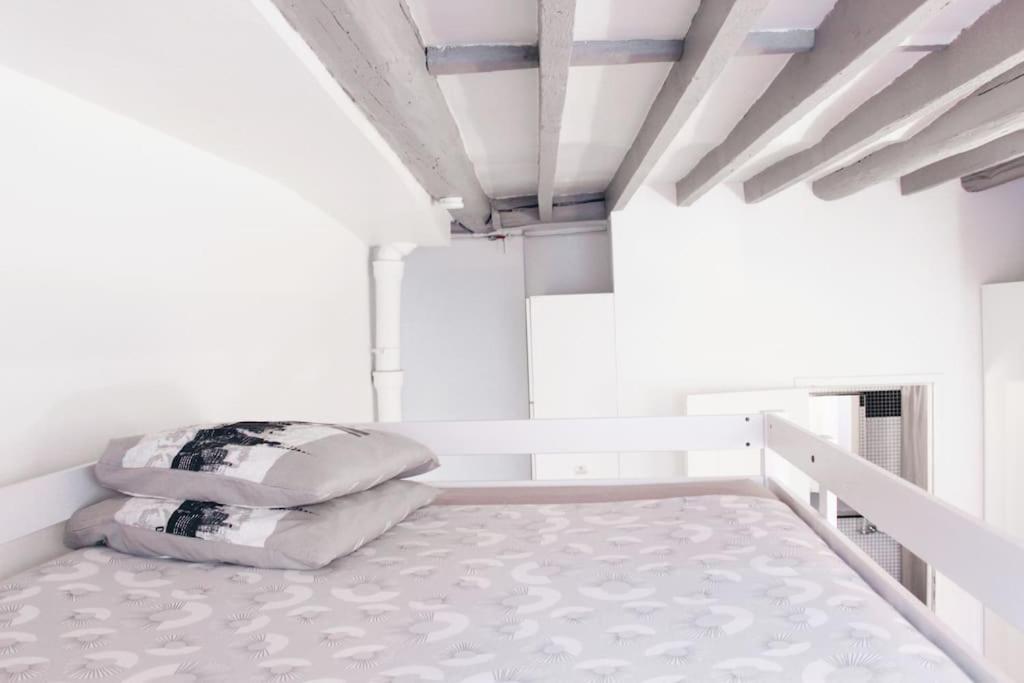 Apartment Sacre Coeur Flat