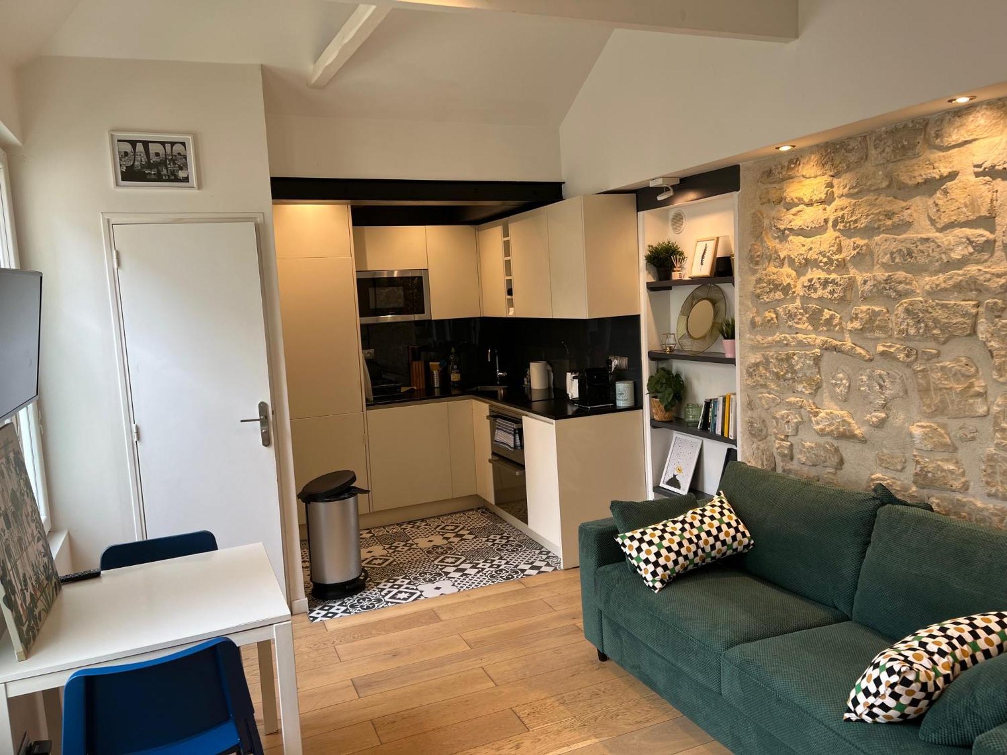 Atypique Aux Batignolles Apartment *