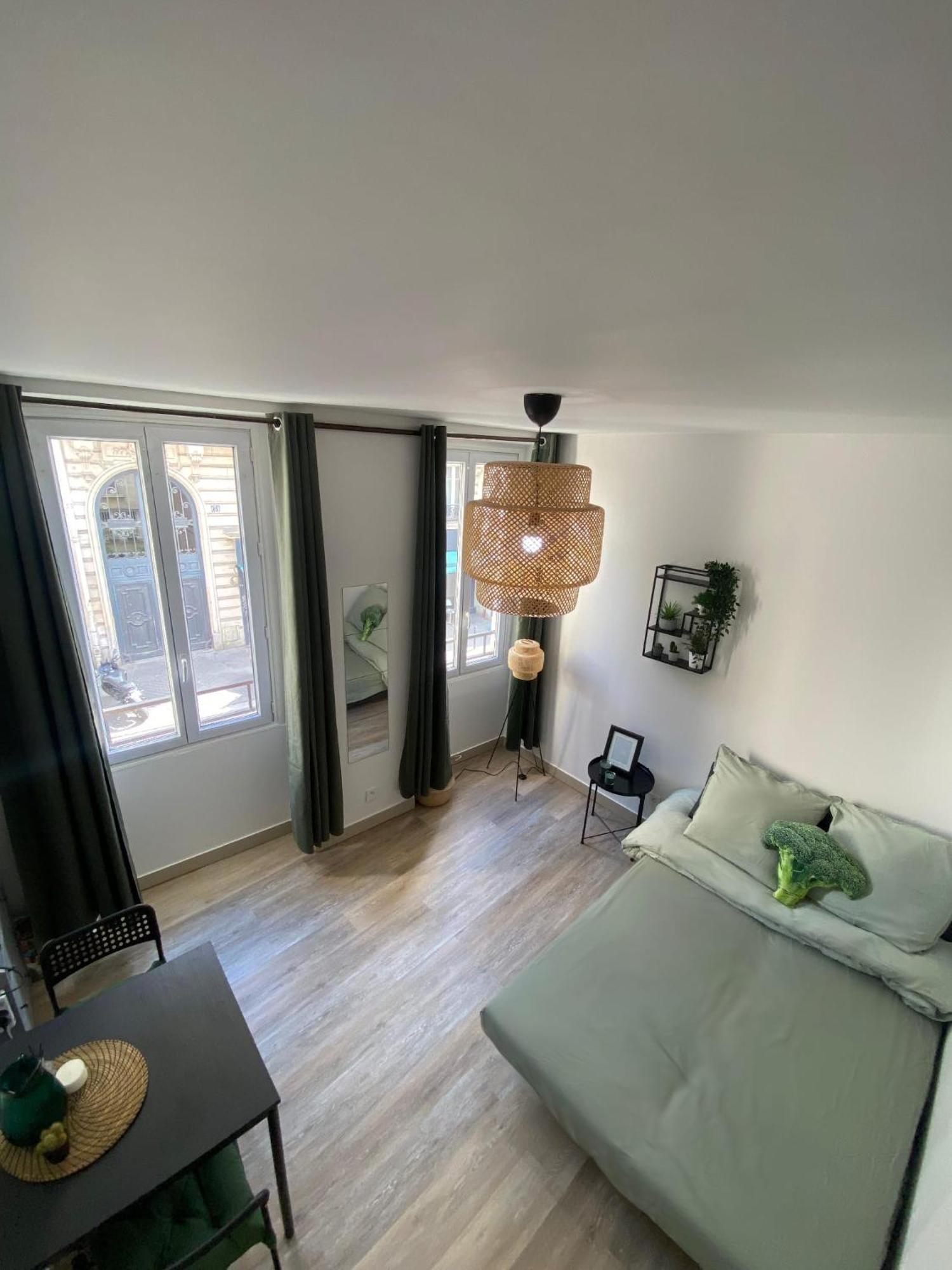 Apartment Charmant Studio Au Coeur De Paris