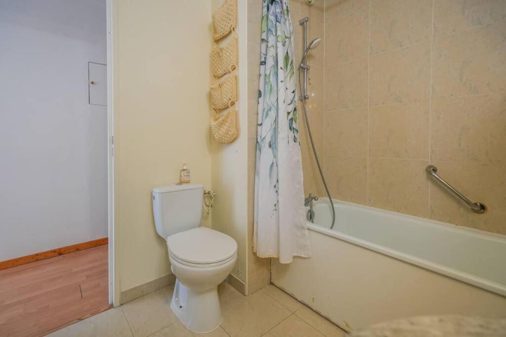 10th Arr Stylish Retreat Apartment Paris
