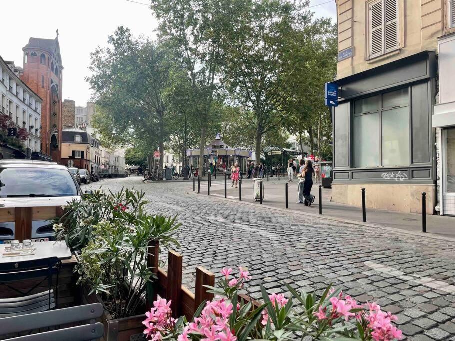 Superbe Montmartre, Rue Des Abbesses * Parigi
