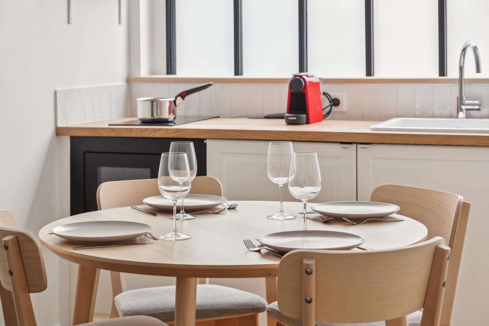 Appartamento Cosy In Typical Montmartre Parigi
