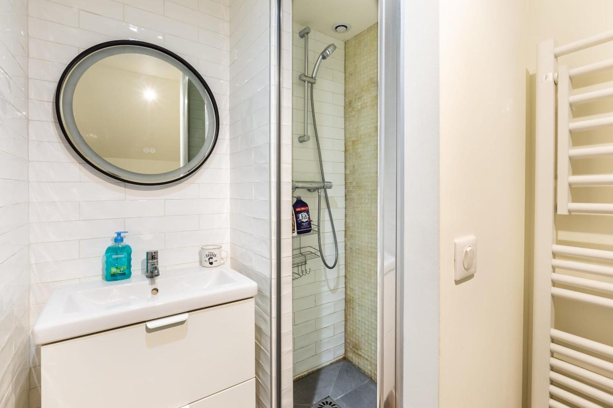 Apartment 112- Lovely In Le Marais *