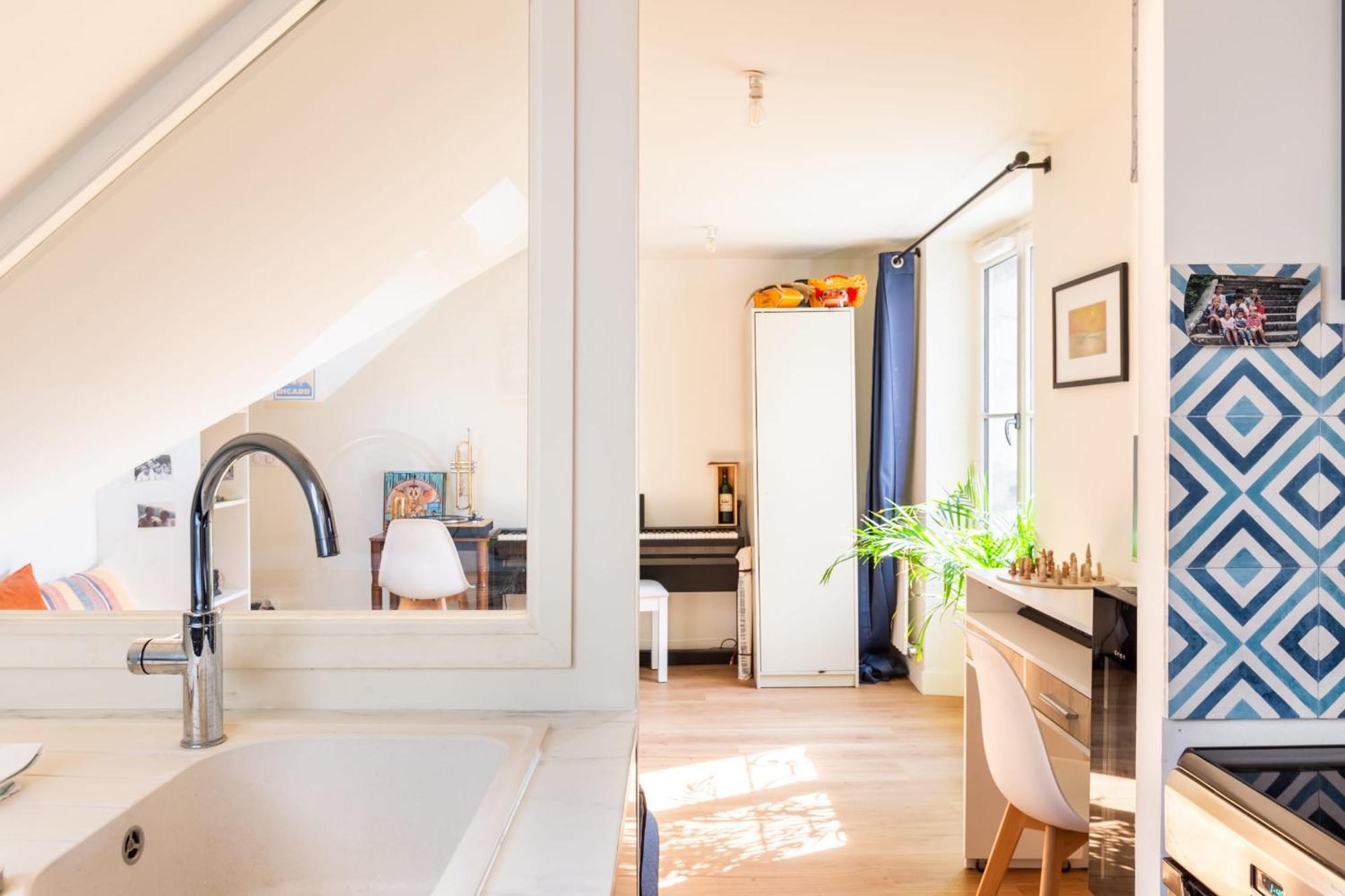 Apartment 112- Lovely In Le Marais Paris