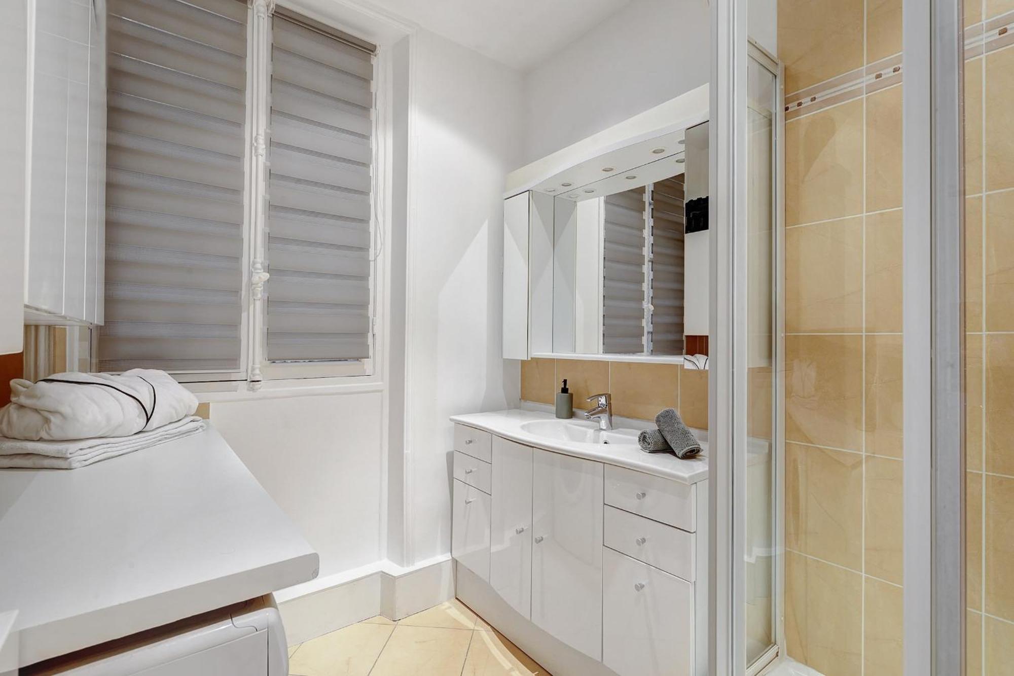 Historic Montparnasse & Jardin Atlantique - Cityapartmentstay Appartamento *