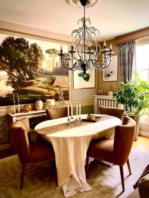 Elegant Luxury Private Apartment By Eiffel Tower Parigi