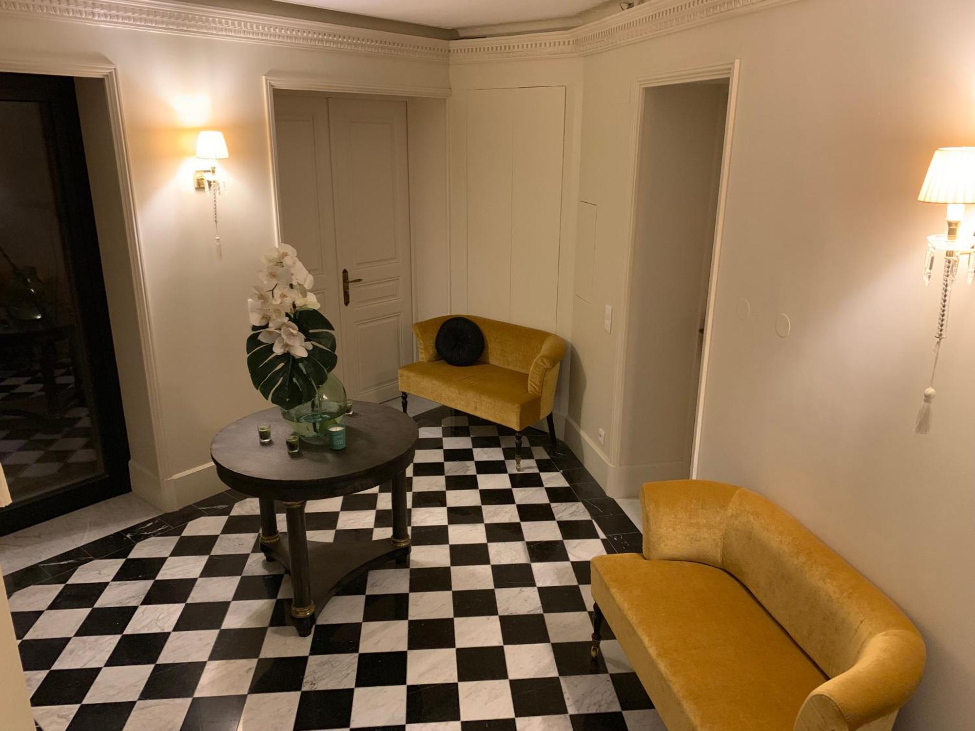 7e Invalides Tour Eiffel Apartment *