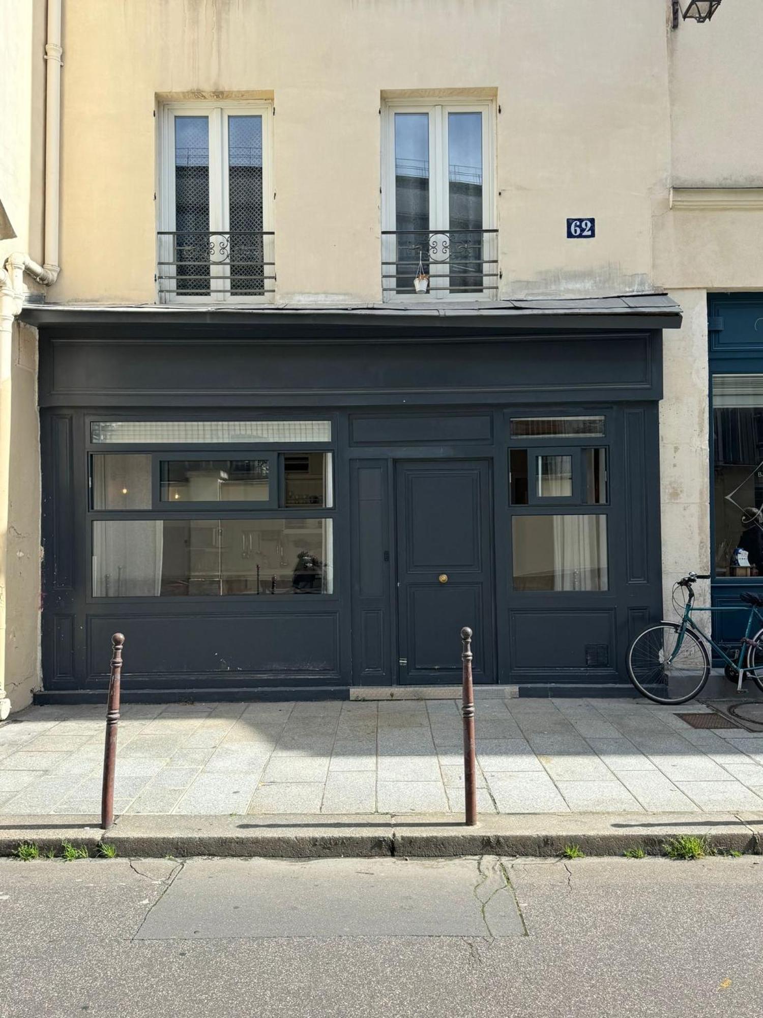 Ancien Atelier Parisien Grand 2 Pieces Apartment