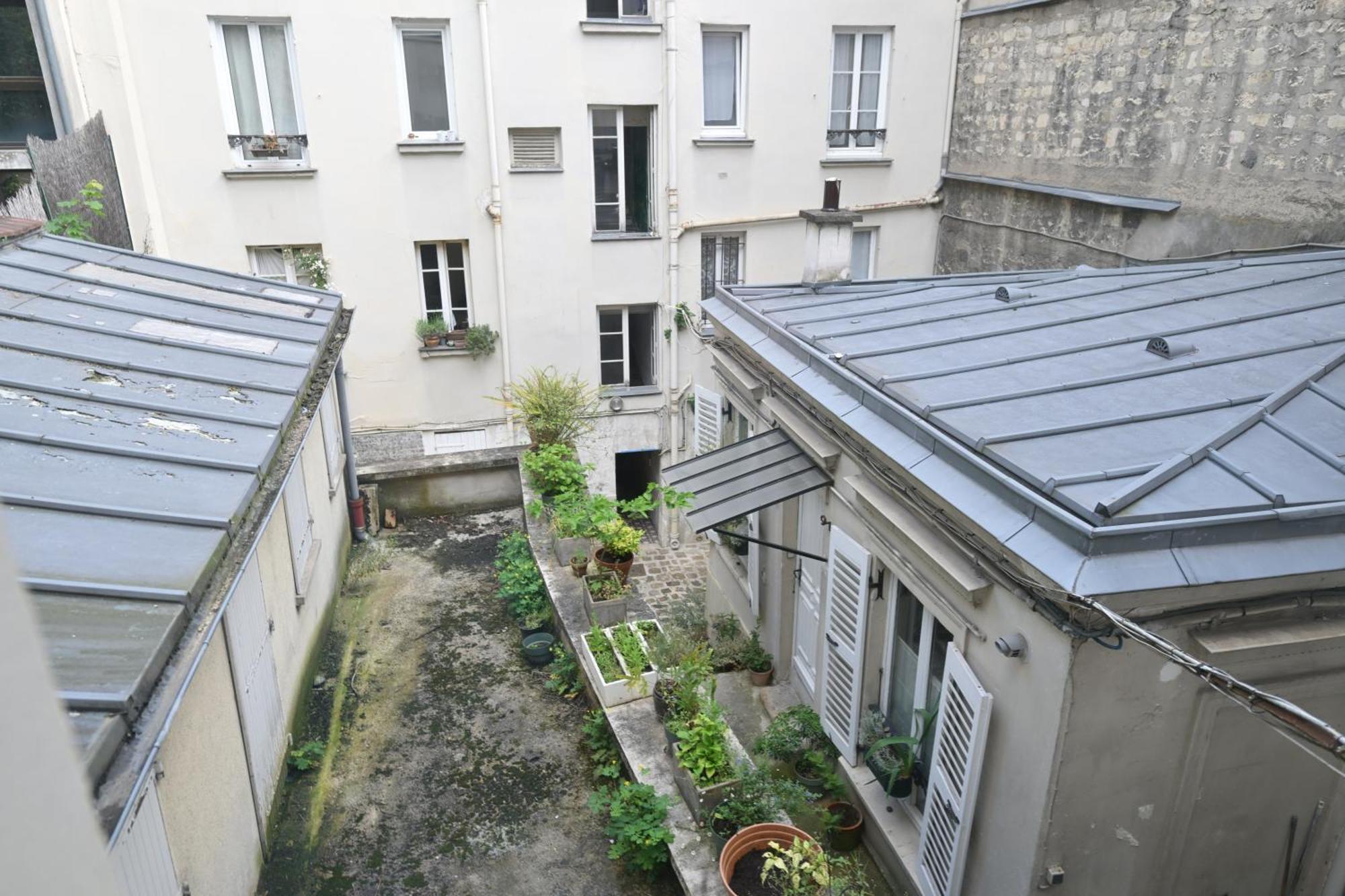 Au Coeur De Montmartre Lovers