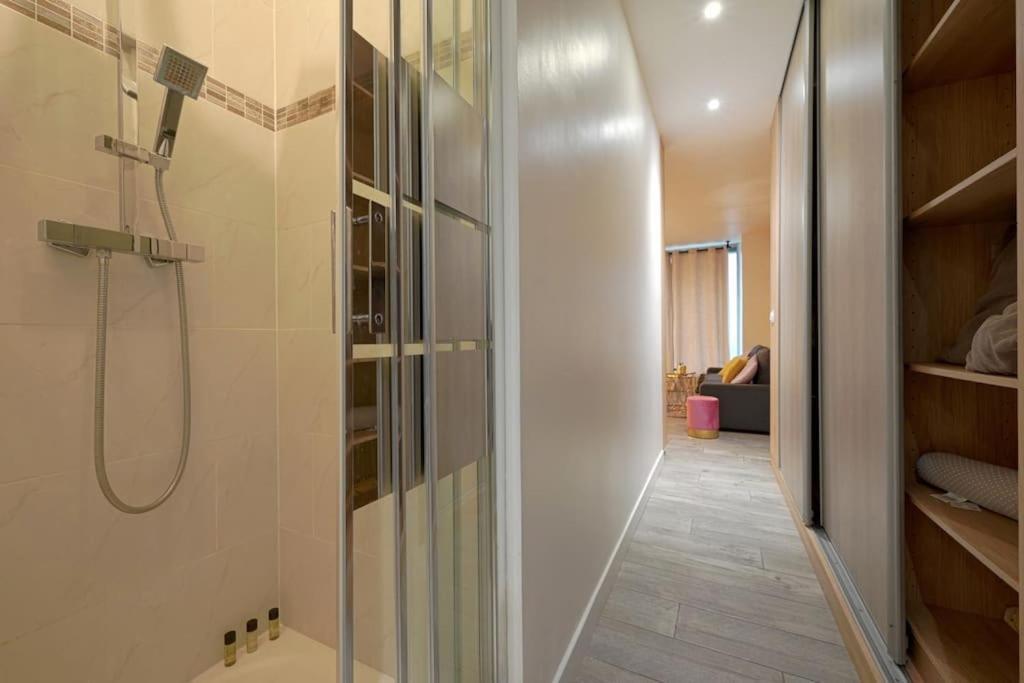Appartamento Modern Studio- Francois Mitterand Library *