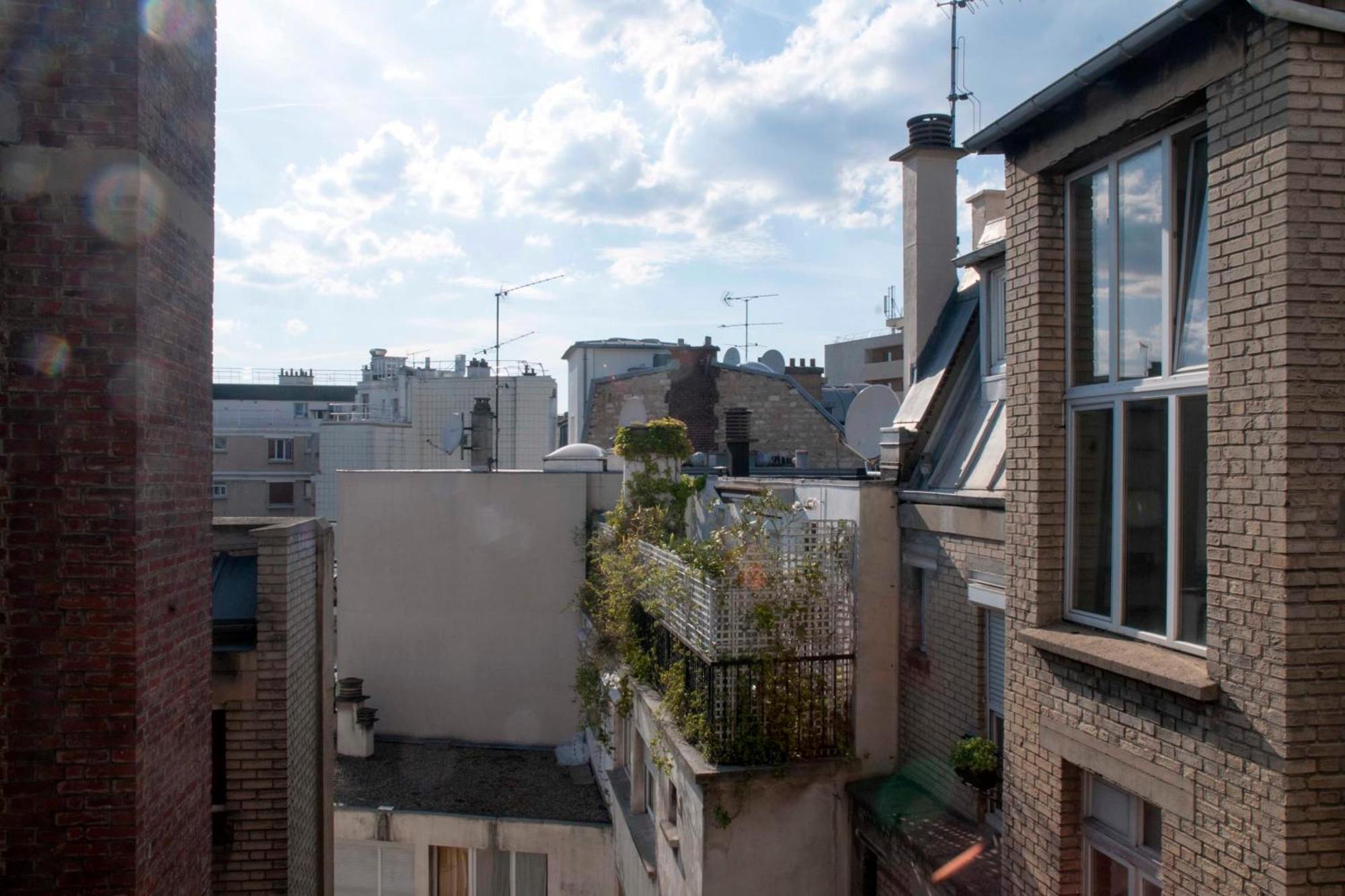 Beautiful Love Nest Near The Seine Appartamento Parigi