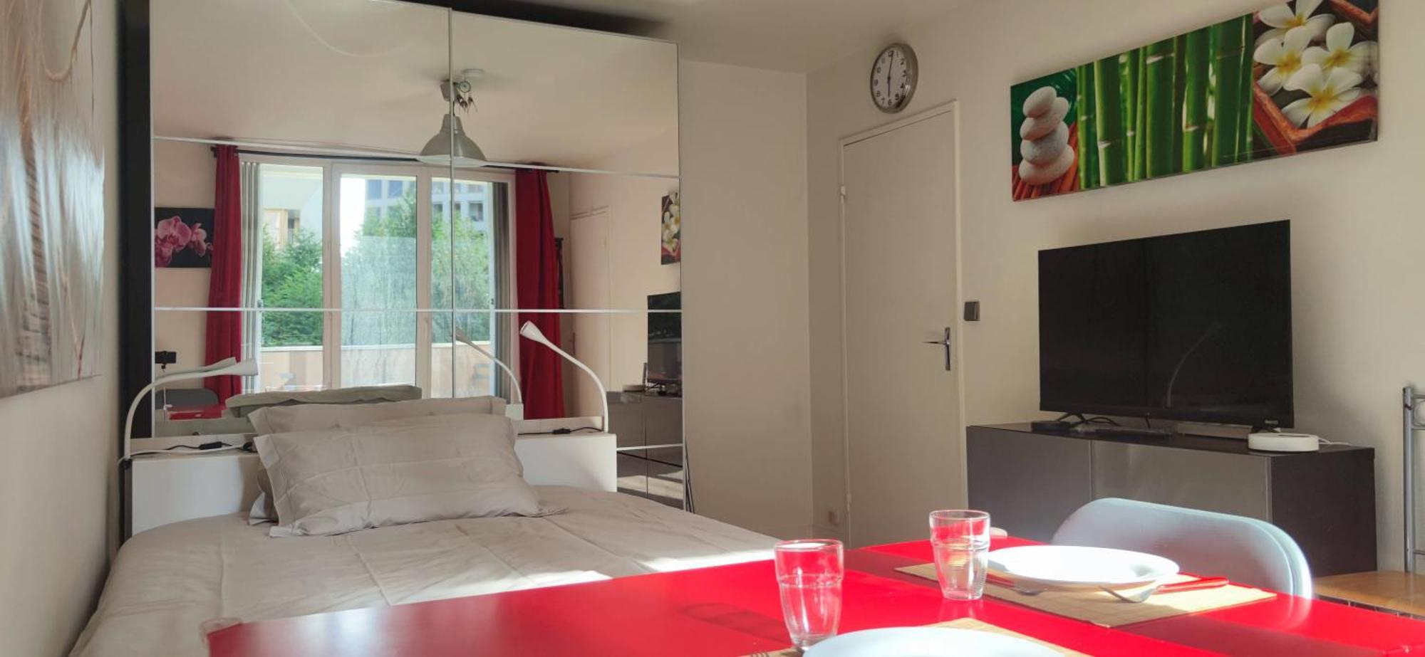 Appartamento Sur Le Metro 12 Pour Montmartre
