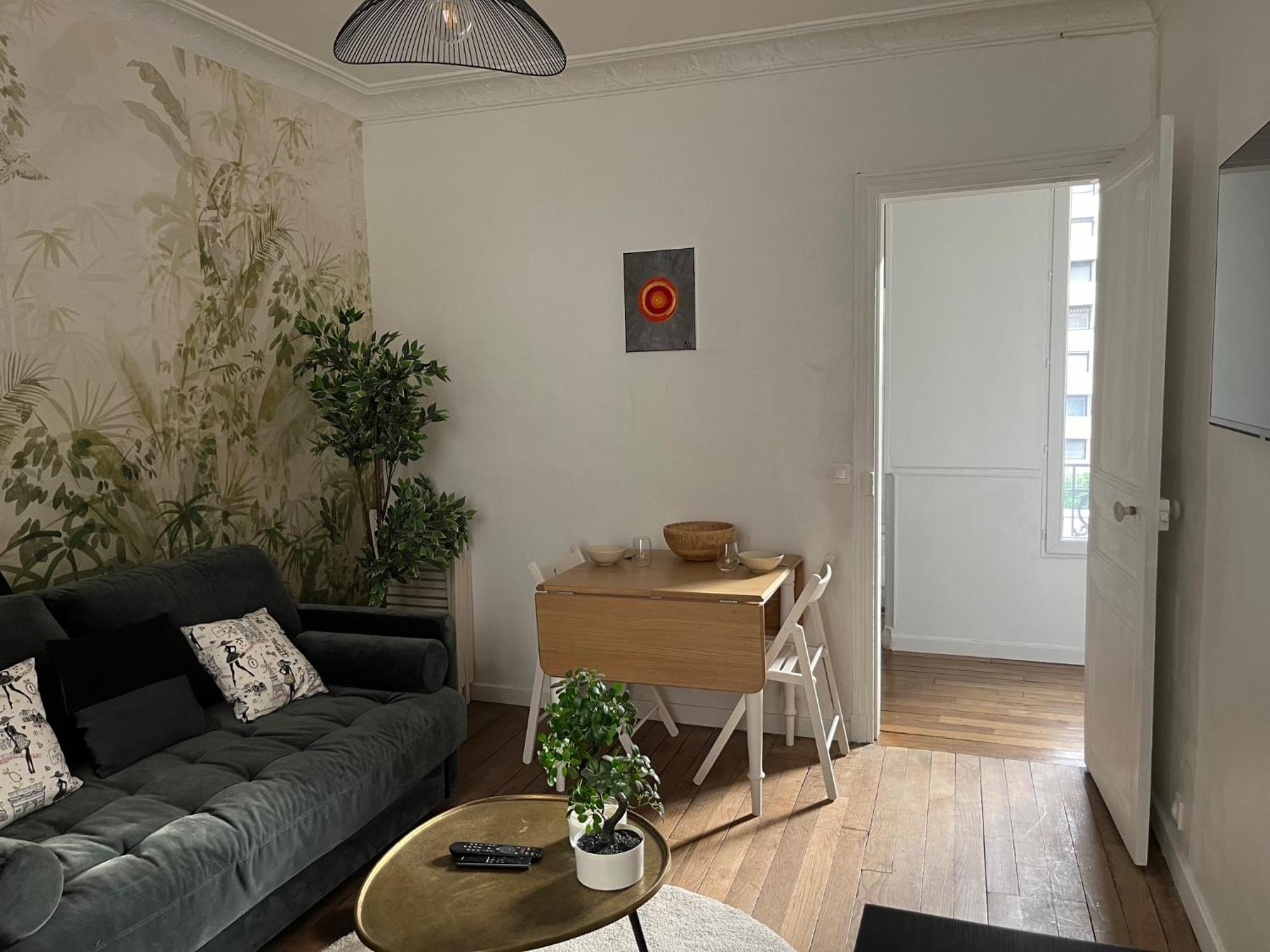 Cosy In Parigi