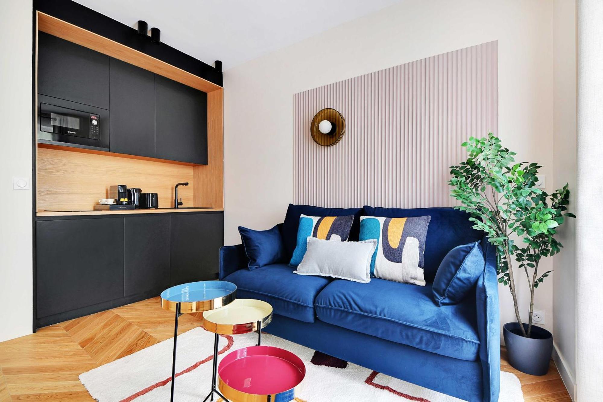 Parisian With Air Conditioning Eiffel Tower Apartment Paris