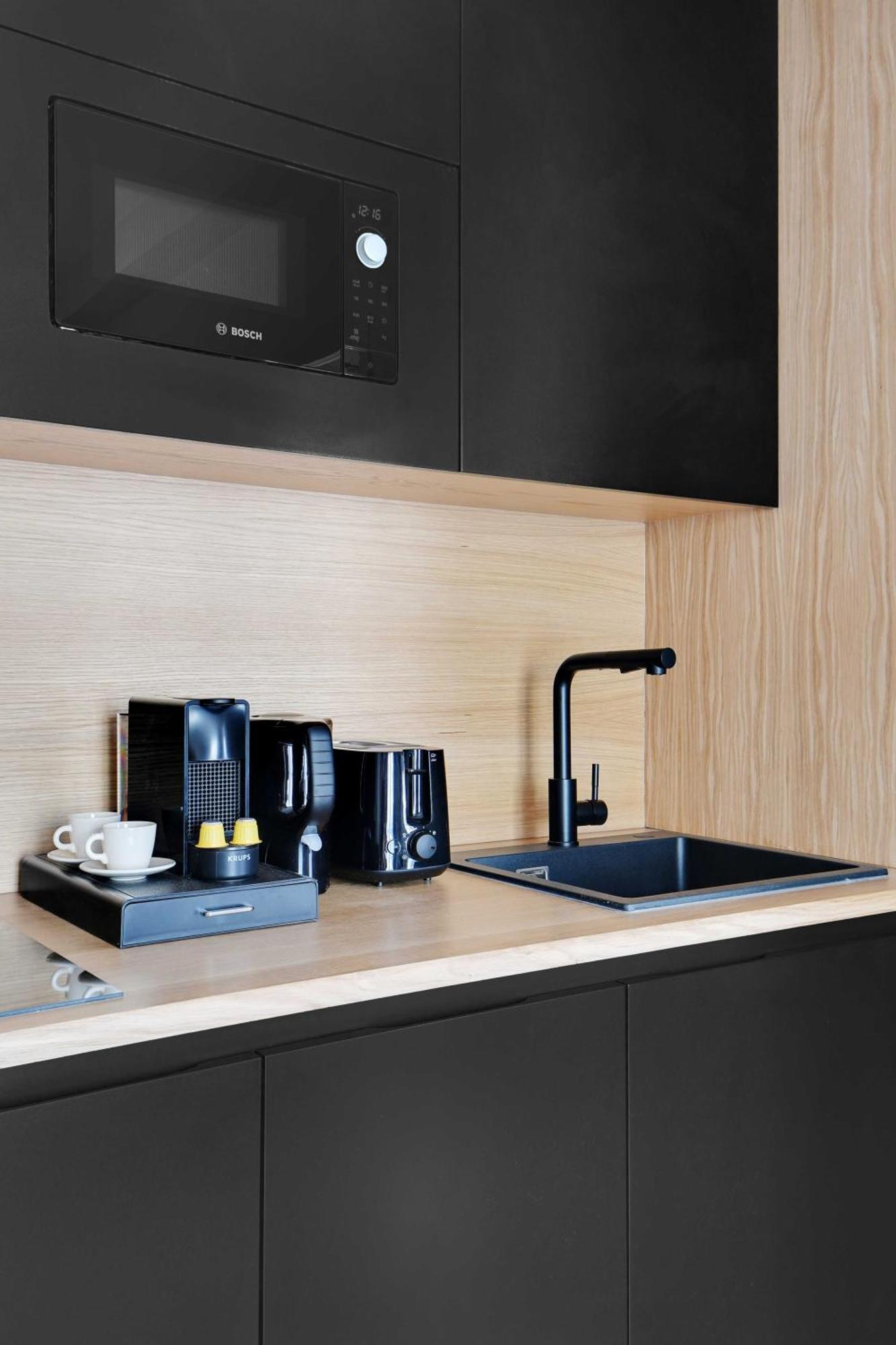 Parisian With Air Conditioning Eiffel Tower Apartment *