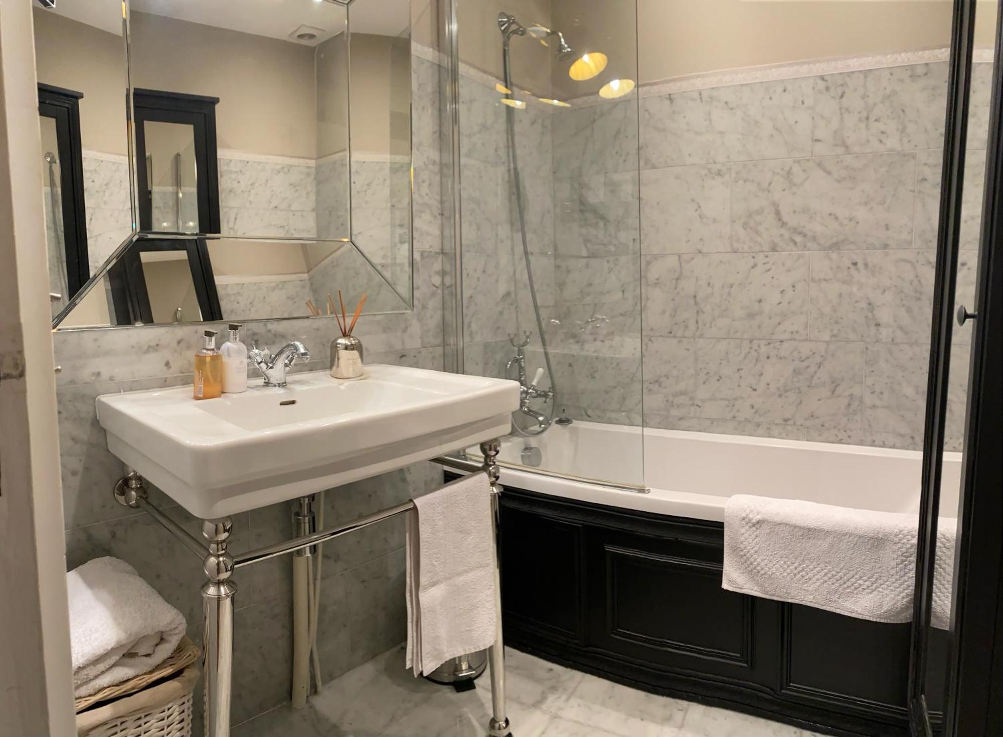 Elegant Luxury Private Apartment By Eiffel Tower Parigi