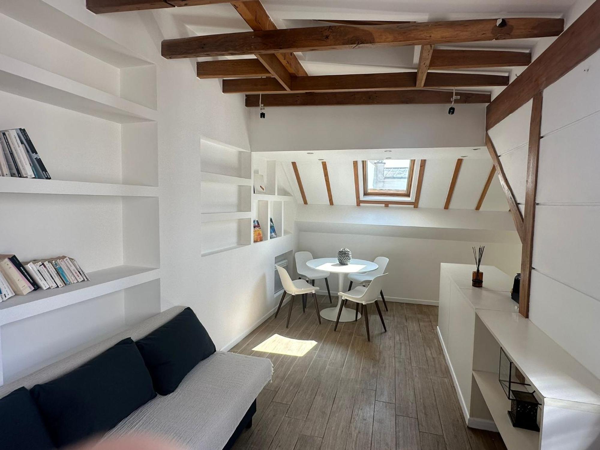 1 Opera - Modern Fully Furnished Appartamento