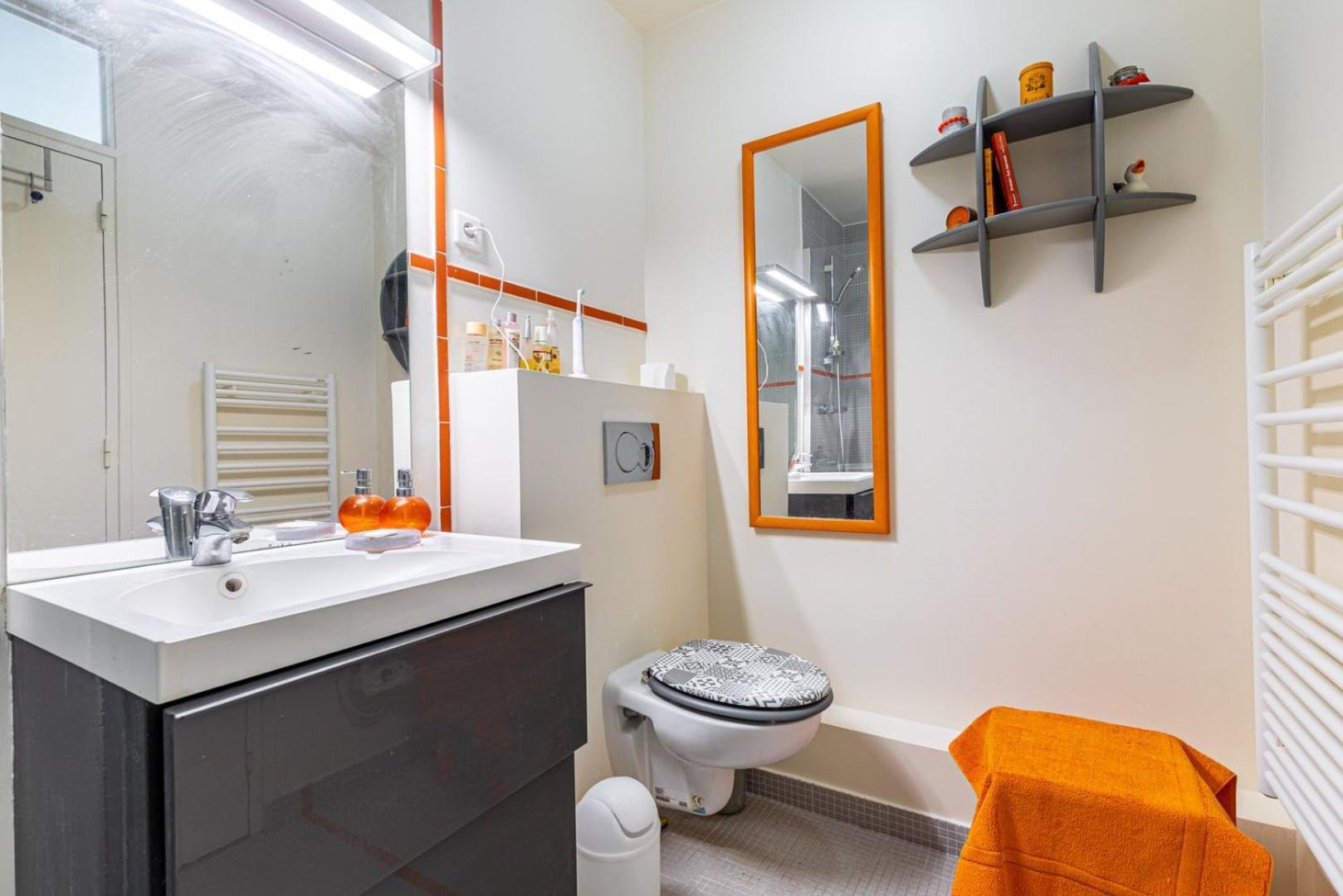 Guestready - Quaint And Cute In The 15th Arr. Appartamento