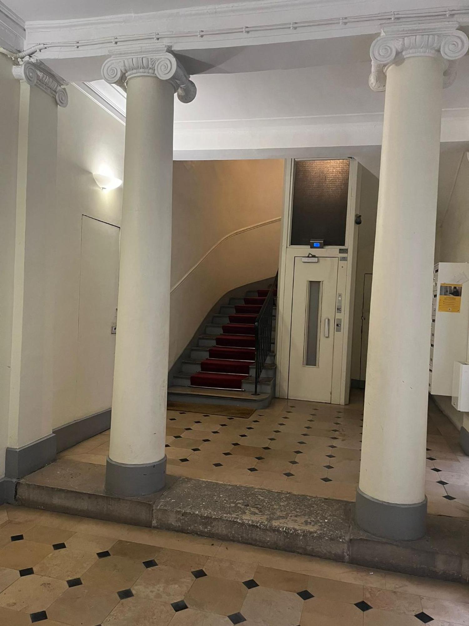 Cosy Opera With Lift Ascenseur Appartamento