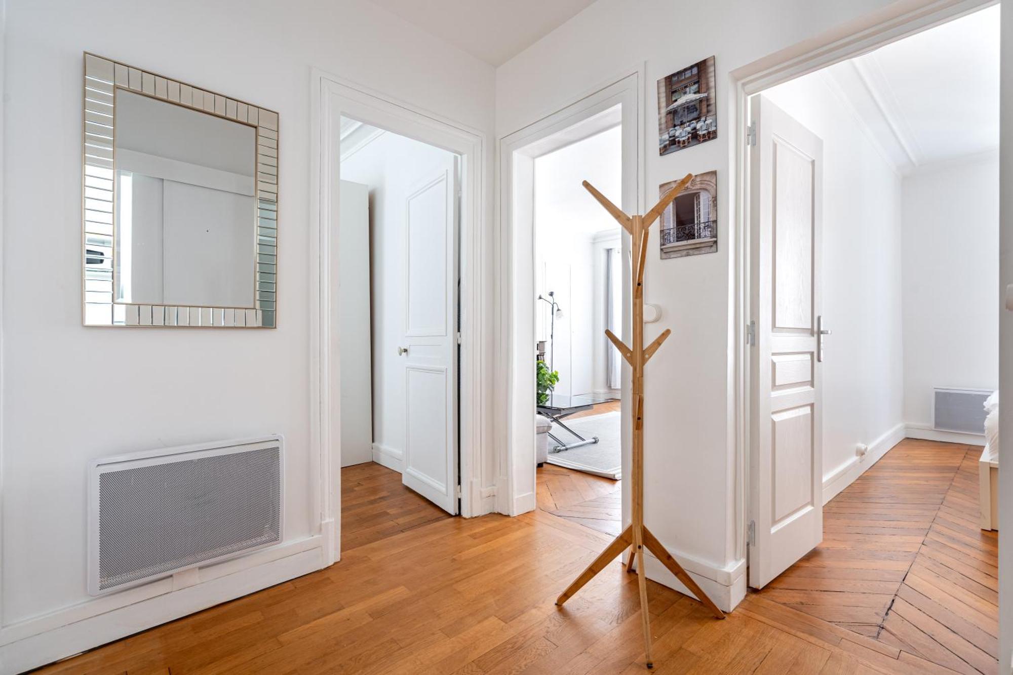 Big 2br Arc De Triomphe 4-6p Apartment
