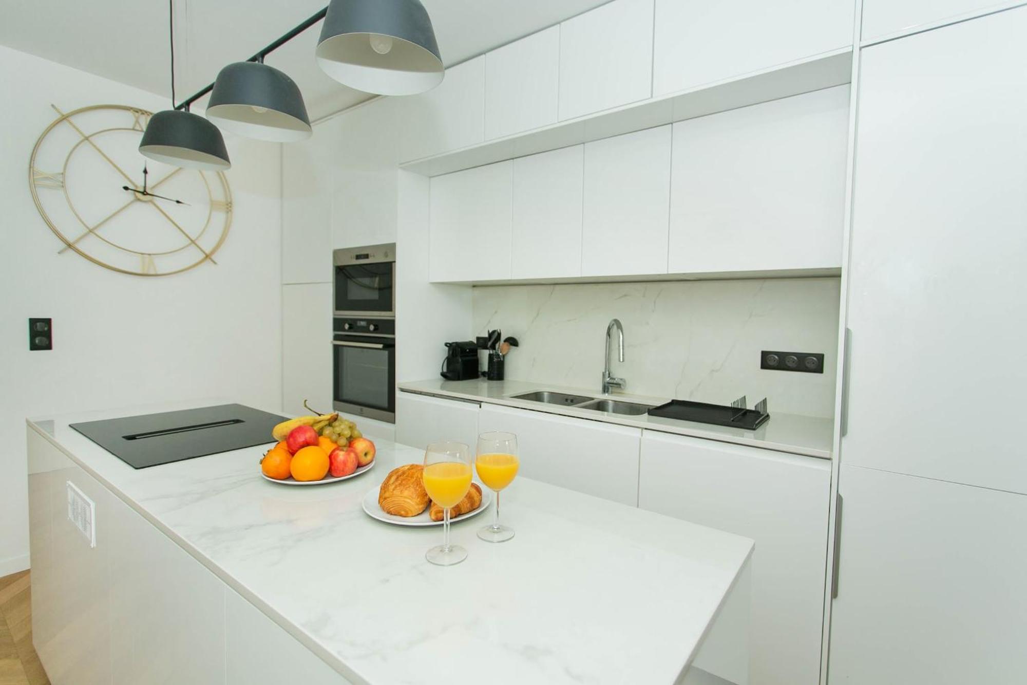 Haussmann - 2br Near Champs-elysees - Cityapartmentstay Appartamento