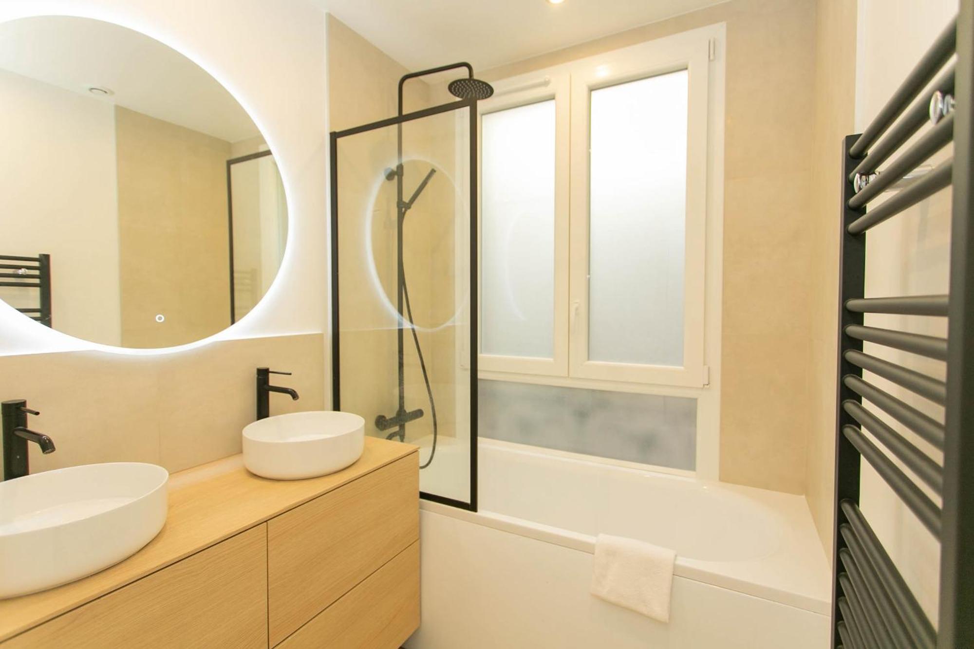 Haussmann - 2br Near Champs-elysees - Cityapartmentstay Appartamento *