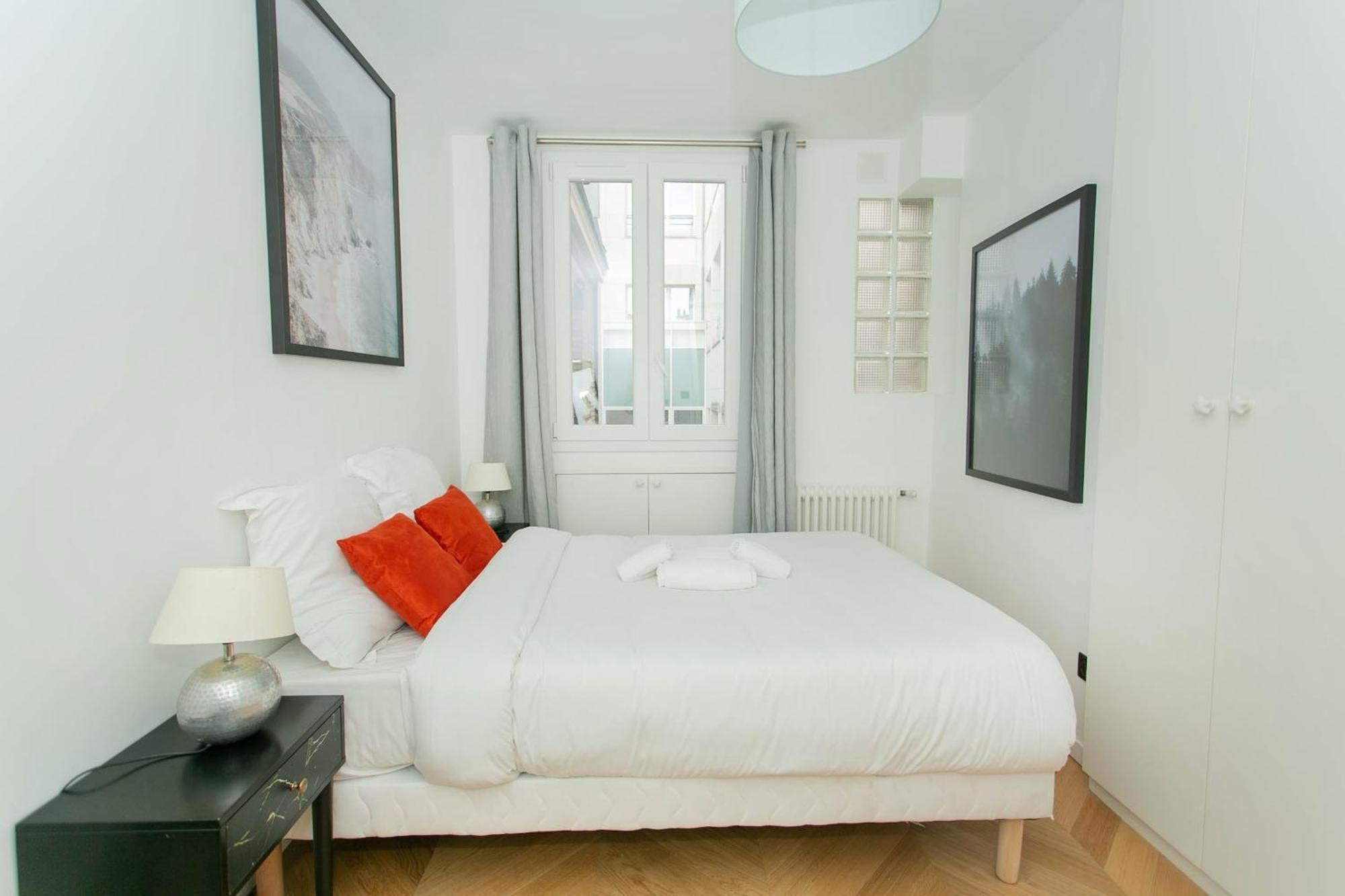Haussmann - 2br Near Champs-elysees - Cityapartmentstay Appartamento
