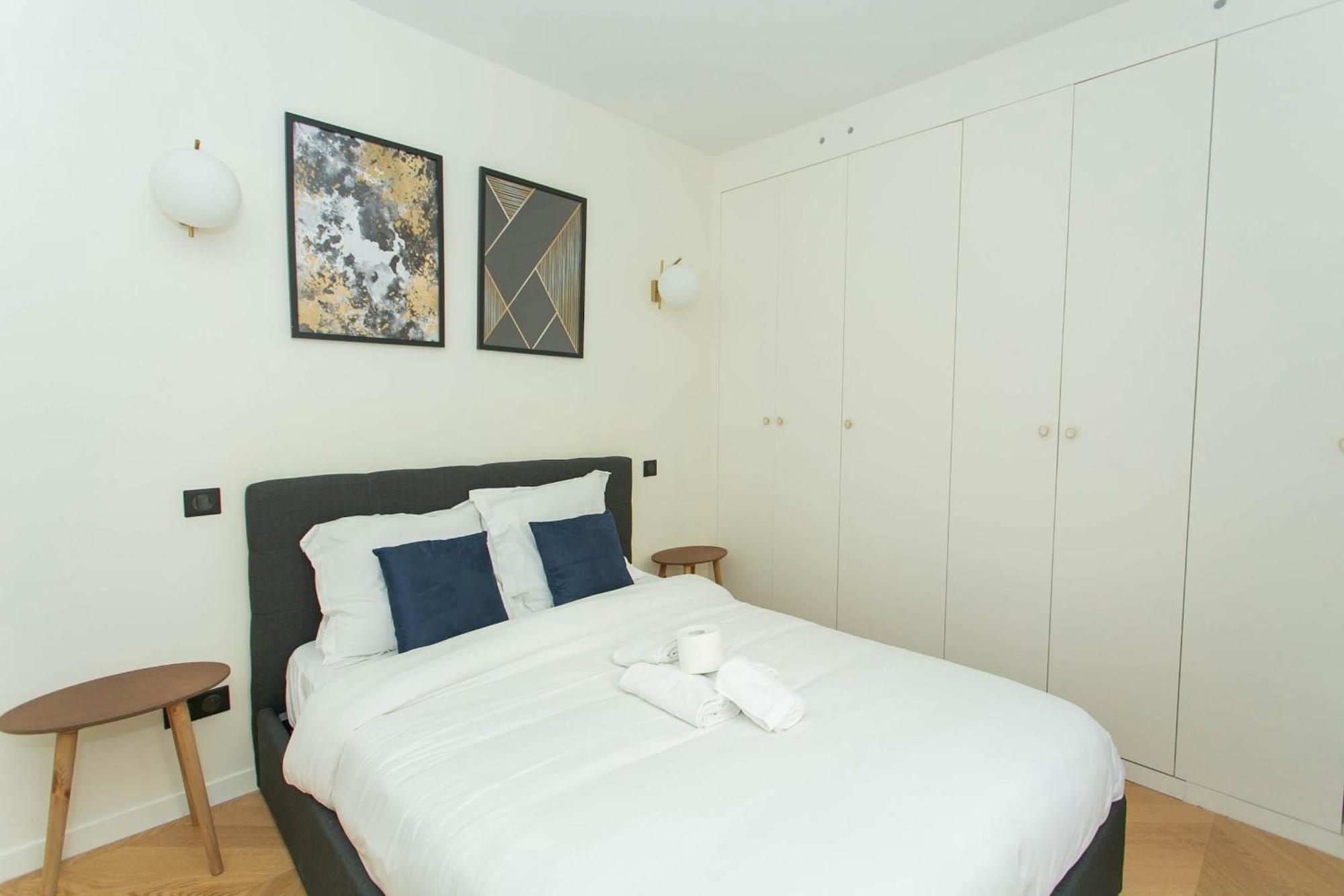 Haussmann - 2br Near Champs-elysees - Cityapartmentstay Appartamento