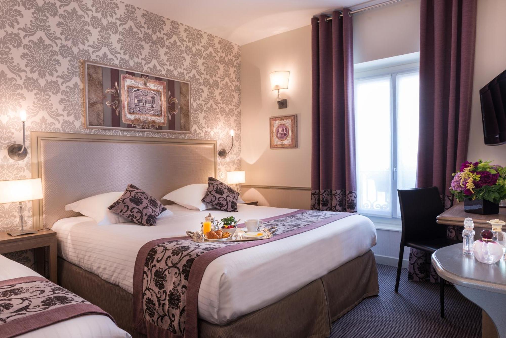 Hotel Monceau Wagram 4*