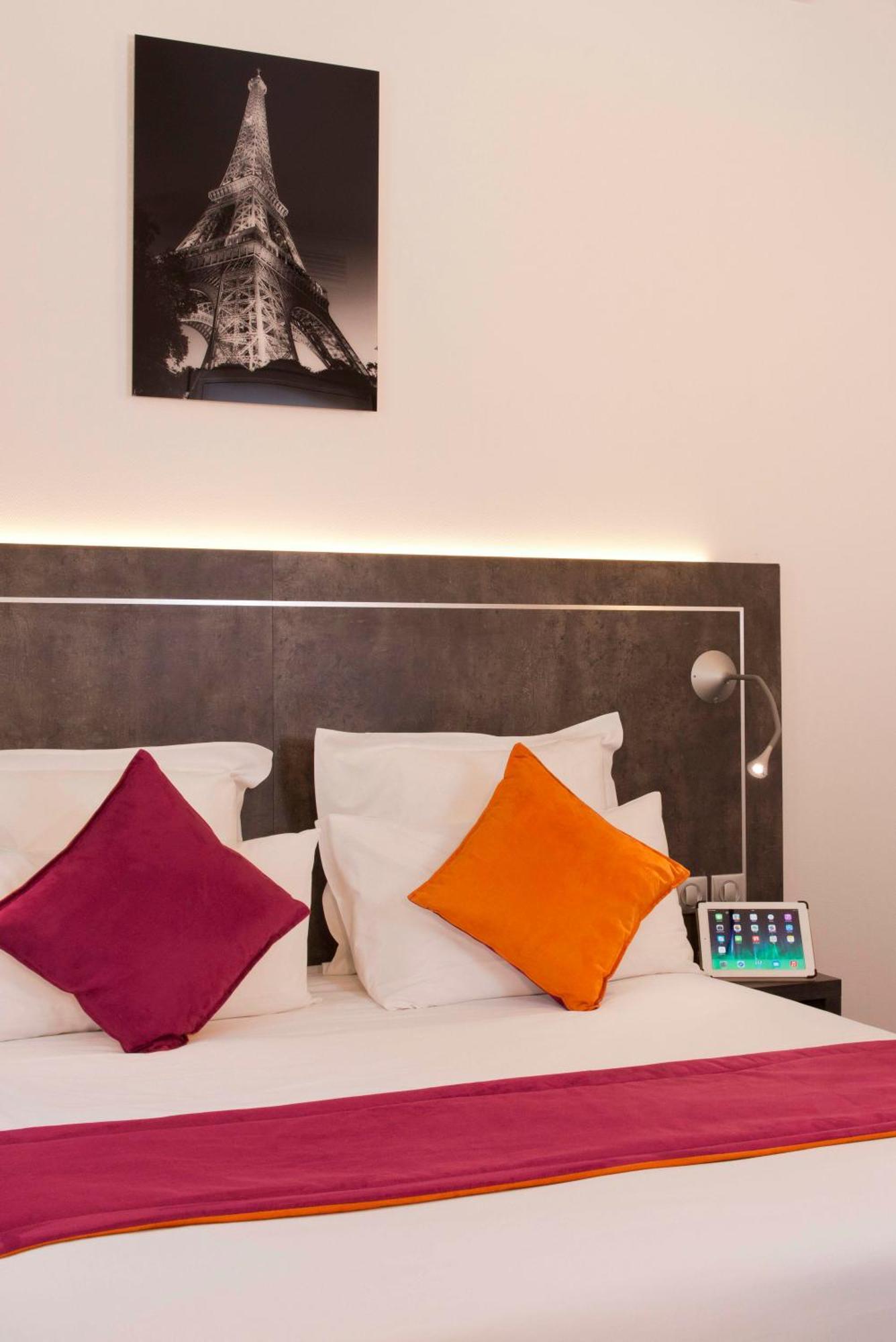 Du Plat D'etain 3* Parigi