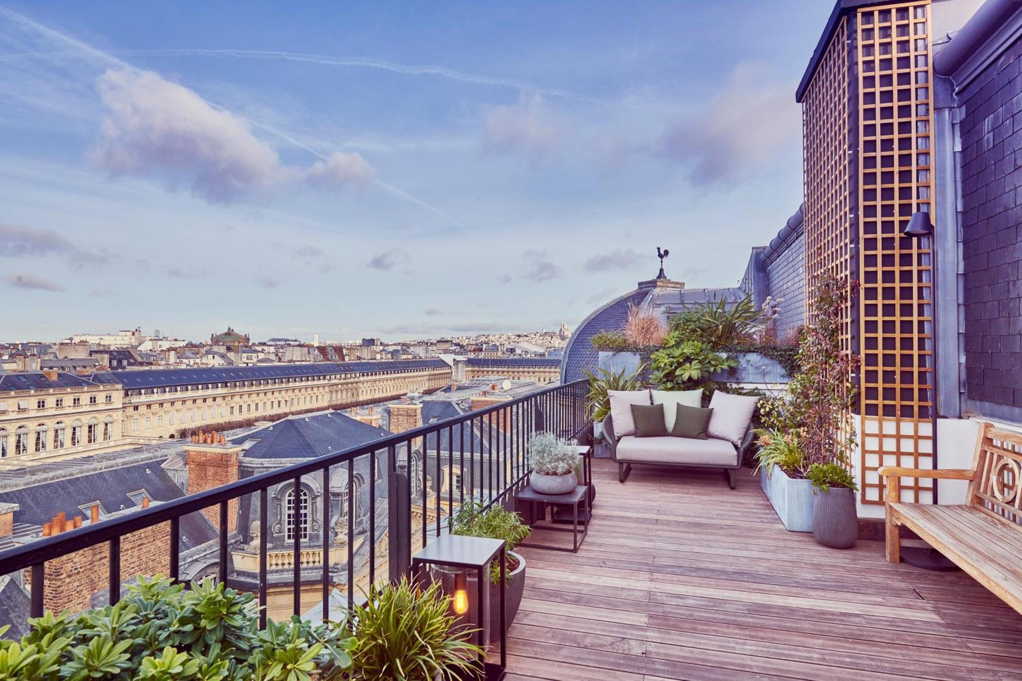 Grand Du Palais Royal Hotel 5*