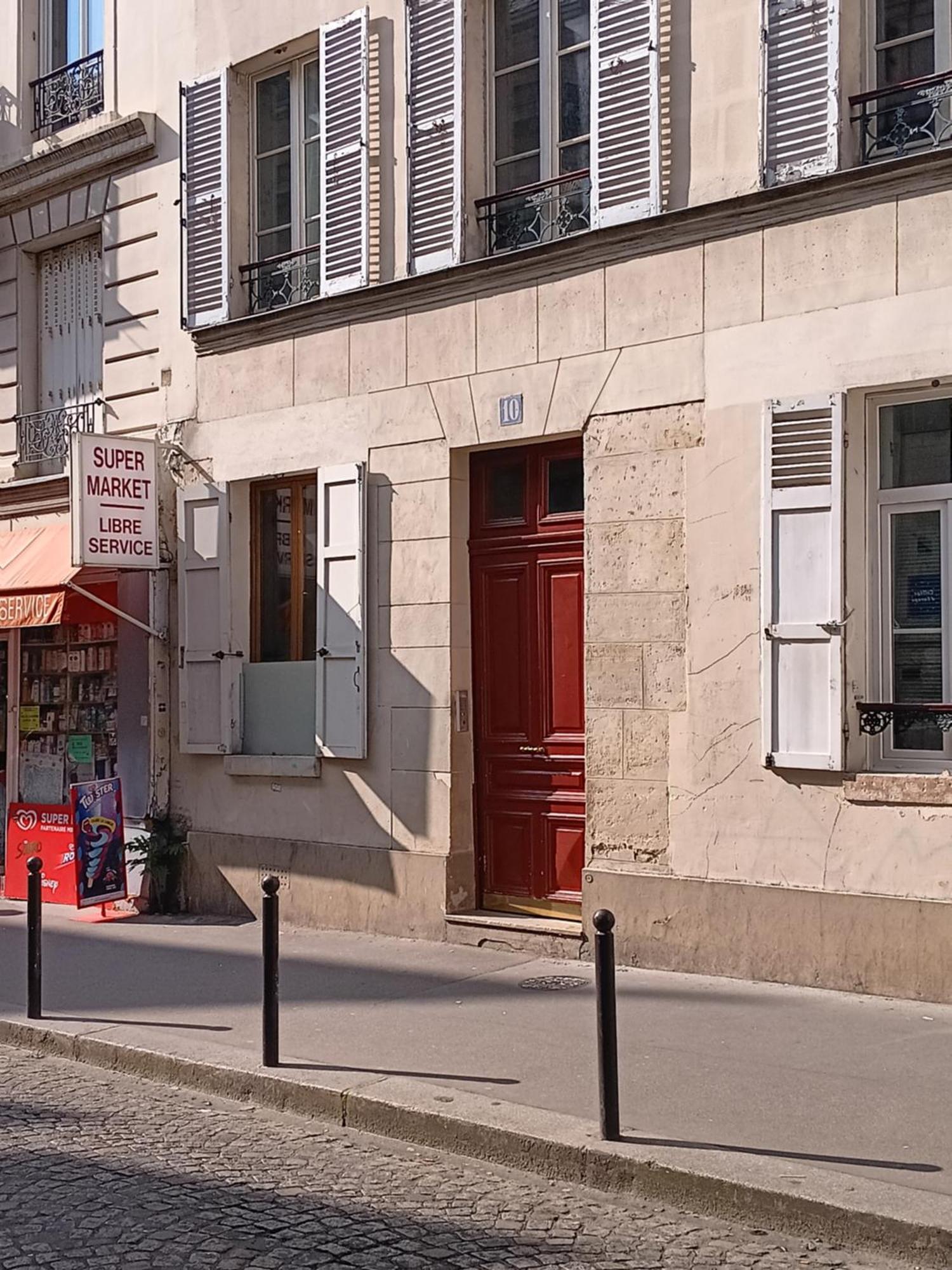 Apartment Studio Au Pied De La Basilique Du Sacre Coeur
