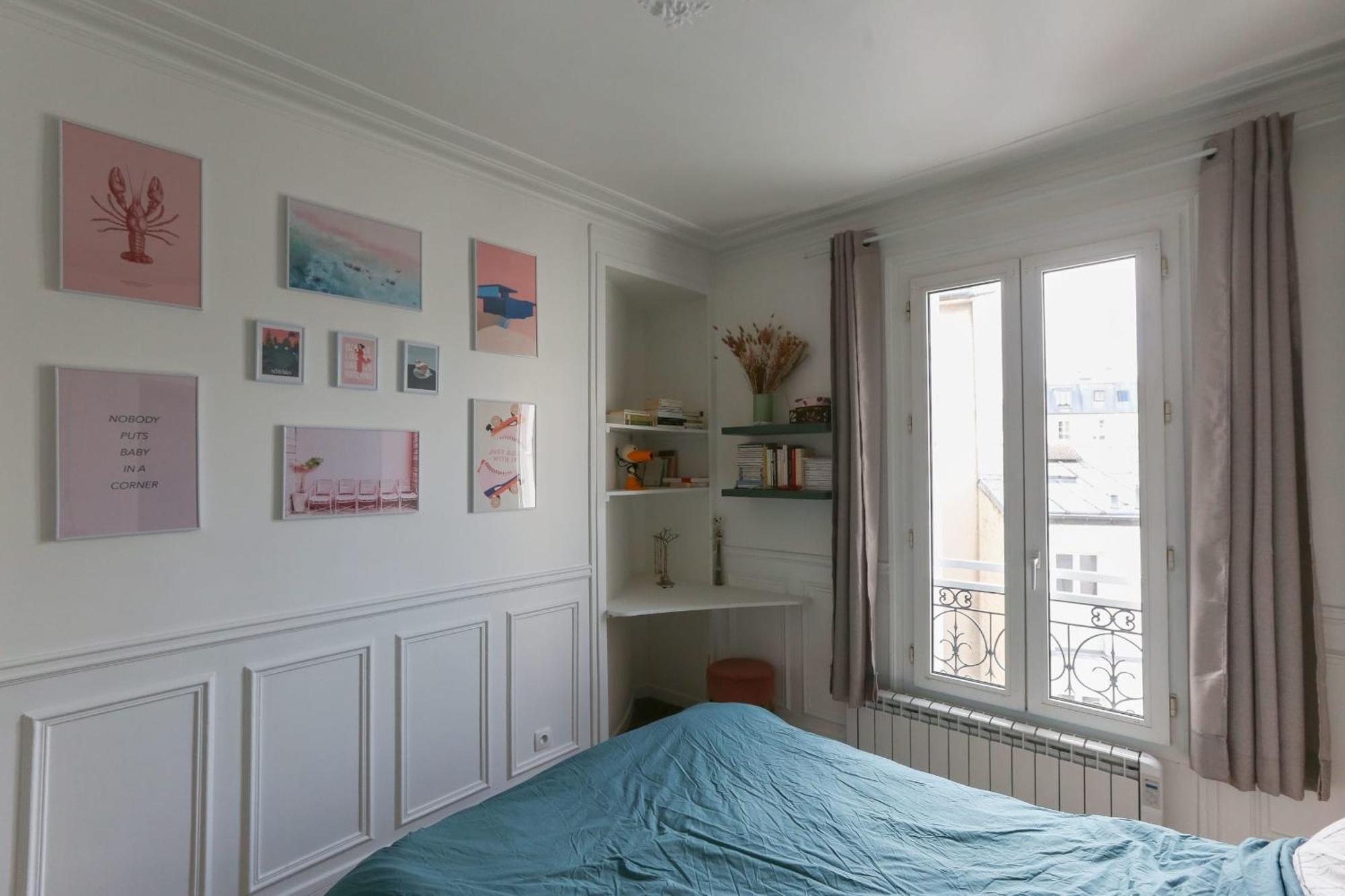 Bright And Charming In The 12th Paris