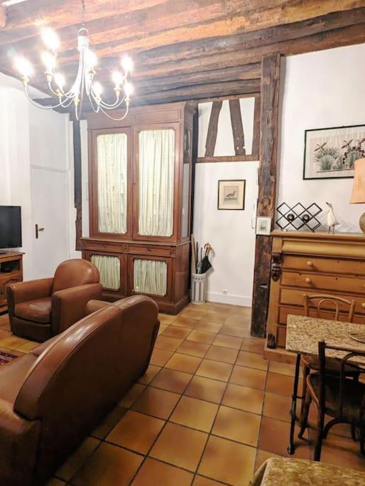 Authentique Et Confortable - Marais Appartamento