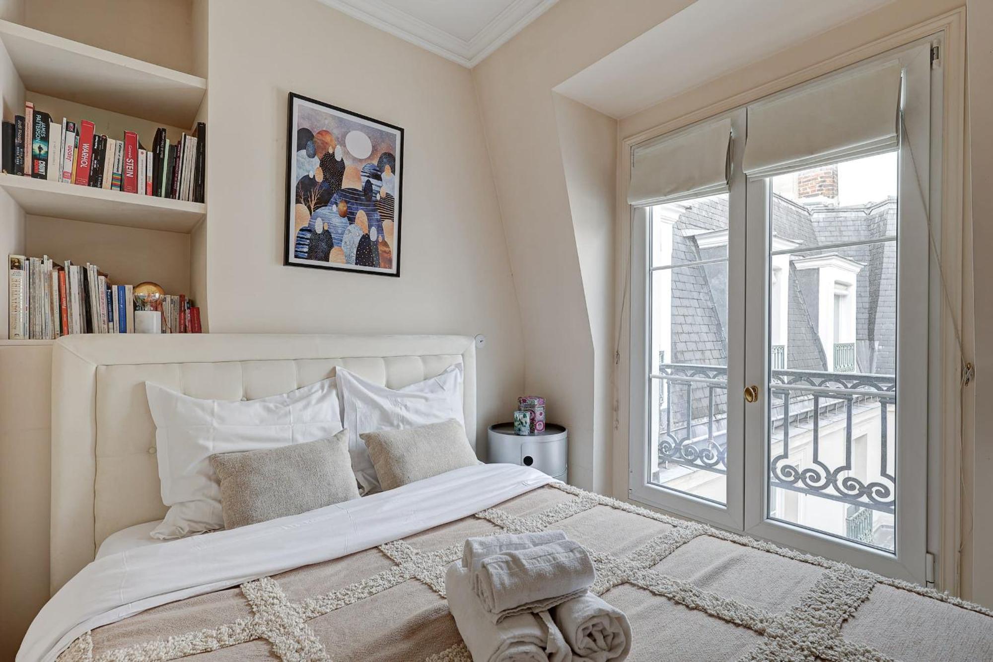 Apartment Saint Germain Des Pres - 1br - Cityapartmentstay Paris
