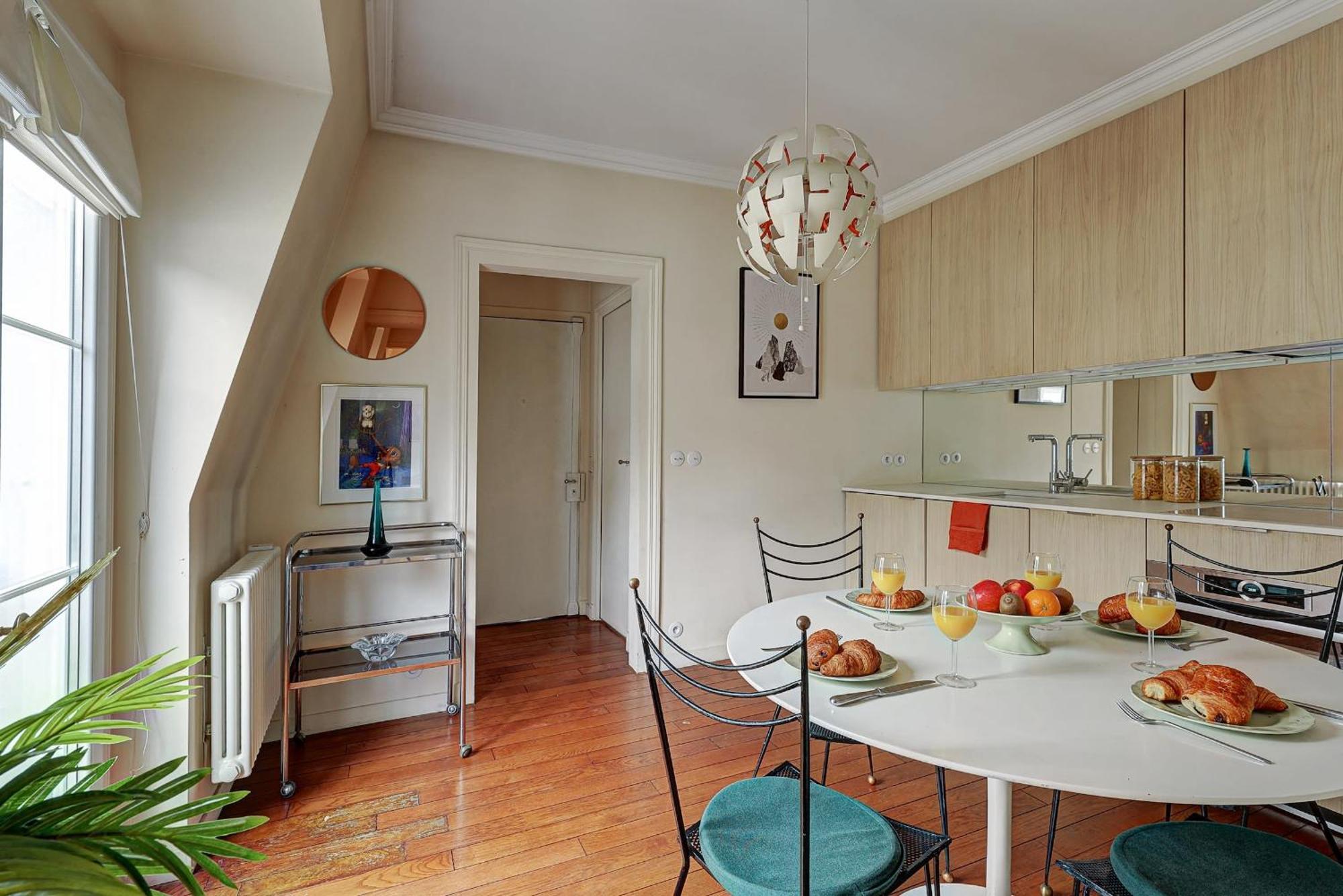 Saint Germain Des Pres - 1br - Cityapartmentstay * Paris
