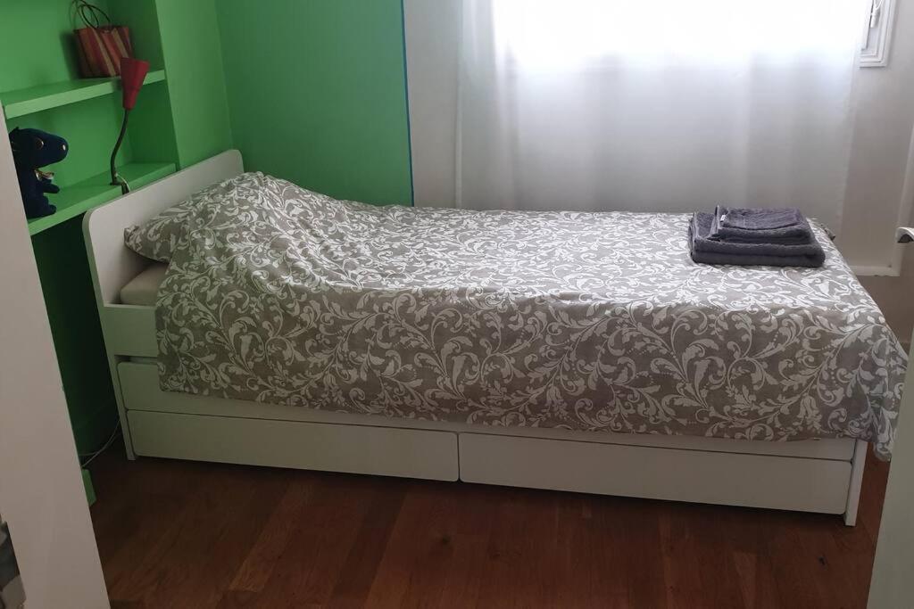 Cosy In Center