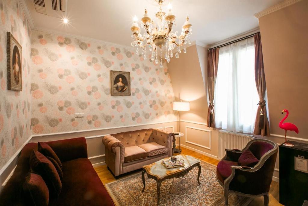 Bed & Breakfast La Maison Gobert Particulier Parigi