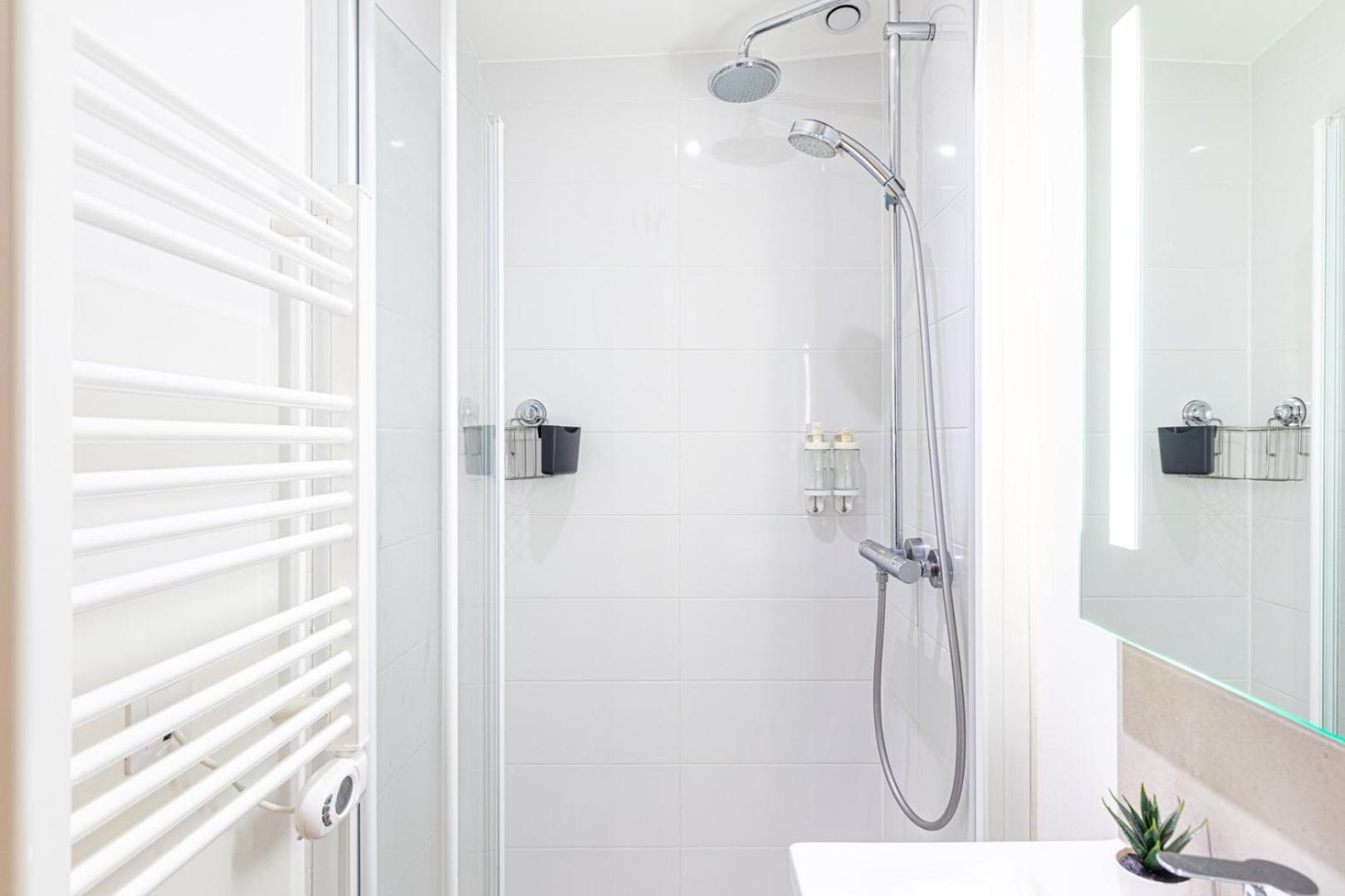 Guestready - Serene Near Champ De Mars Parigi